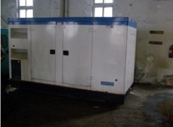 麻洋镇康明斯150kw大型柴油二手发电机组